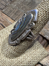 Load image into Gallery viewer, Vintage Sterling Abalone Ring
