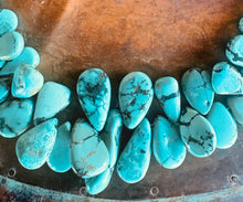 Load image into Gallery viewer, Gorgeous Graduated Turquoise Tab Necklace
