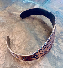 Load image into Gallery viewer, Fred Harvey Inspired Copper Cuff
