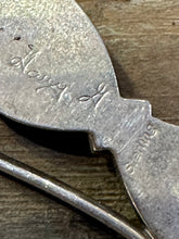 Load image into Gallery viewer, Vintage White Buffalo Pendant
