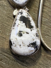 Load image into Gallery viewer, Vintage White Buffalo Pendant
