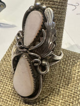 Load image into Gallery viewer, Vintage Mother of Pearl Ring
