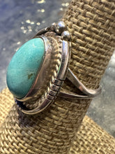 Load image into Gallery viewer, Vintage Turquoise Ring
