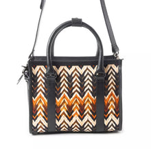 Load image into Gallery viewer, Myra Nuevas Vistas Crossbody
