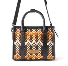 Load image into Gallery viewer, Myra Nuevas Vistas Crossbody
