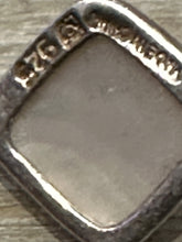 Load image into Gallery viewer, Vintage Mother of Pearl Leverback Earring
