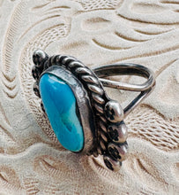 Load image into Gallery viewer, Vintage Turquoise Ring
