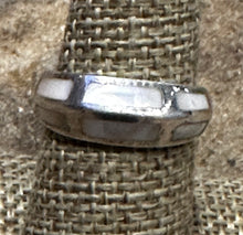Load image into Gallery viewer, Vintage Sterling Silver Mother-of-Pearl Inlay Signet-Style Ring
