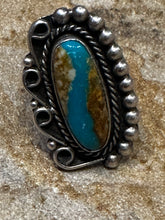 Load image into Gallery viewer, Vintage Navajo Turquoise Ring
