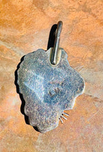 Load image into Gallery viewer, Sterling Silver Mother of Pearl Pendant
