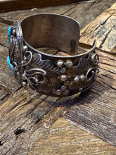 Load image into Gallery viewer, Vintage Turquoise Cuff
