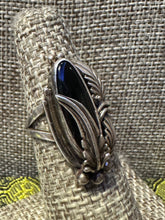 Load image into Gallery viewer, Vintage Nakai Sterling Silver Feather Onyx Ring
