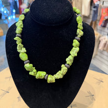 Load image into Gallery viewer, Vintage Sterling Silver Gaspeite Necklace
