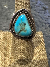 Load image into Gallery viewer, Vintage Turquoise Ring

