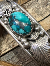 Load image into Gallery viewer, Vintage Turquoise Cabochon Cuff
