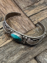 Load image into Gallery viewer, Vintage Turquoise Cabochon Cuff
