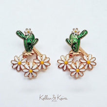 Load image into Gallery viewer, 3-D Front Back Earrings
