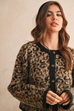 Load image into Gallery viewer, Leopard Print Cardi
