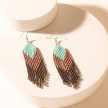Load image into Gallery viewer, Outback Bloom Beaded Earrings
