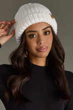 Load image into Gallery viewer, White Chunky Knit Beanie
