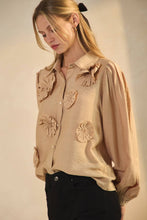 Load image into Gallery viewer, Textured Blouse

