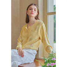 Load image into Gallery viewer, Scalloped Hem Cardigan with Floral Embroidery
