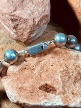 Load image into Gallery viewer, Vintage Sterling  Mexico Pearl Necklace-21"
