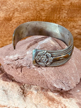 Load image into Gallery viewer, Navajo Mixed Metals Cuff with Silver, Brass and Copper
