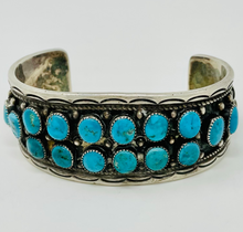 Load image into Gallery viewer, Turquoise Cluster Cuff
