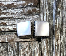 Load image into Gallery viewer, Mother of Pearl Stud Earrings
