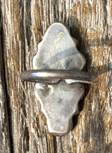 Load image into Gallery viewer, Coral &amp; Turquoise Ring
