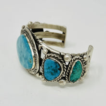 Load image into Gallery viewer, Exquisite Navajo Cuff with 5 Turquoise Cobachans
