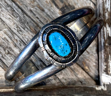 Load image into Gallery viewer, Turquoise Cuff
