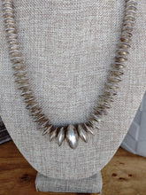 Load image into Gallery viewer, Vintage Navajo Pearls Bauble Necklace
